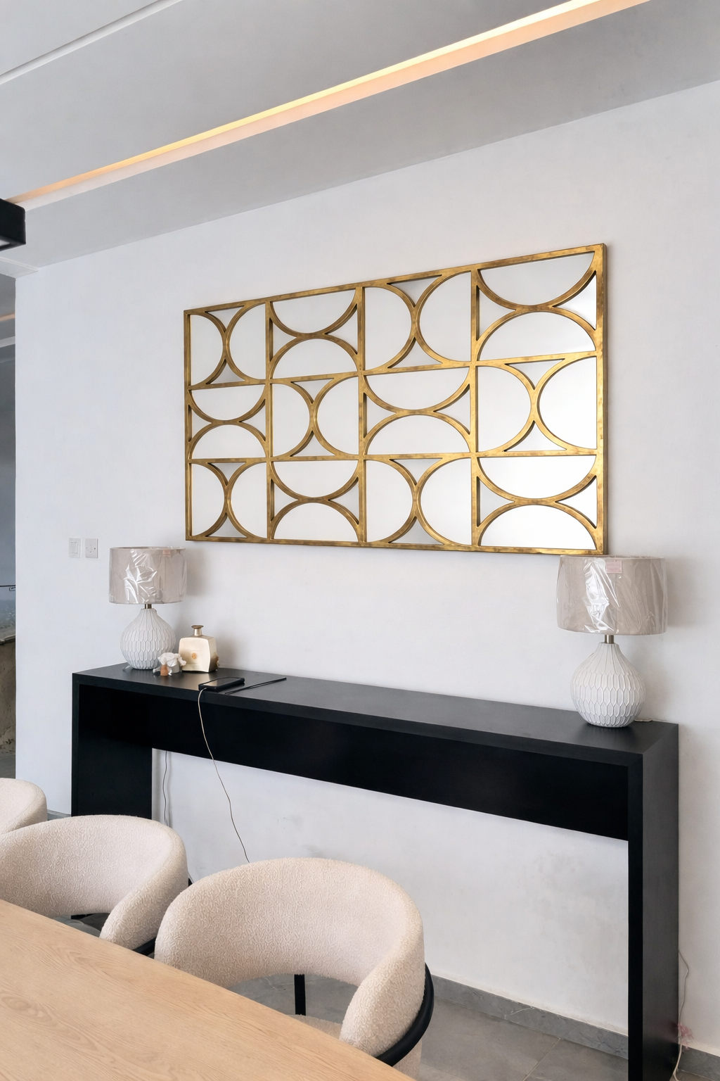 “Nova Grid Mirror”